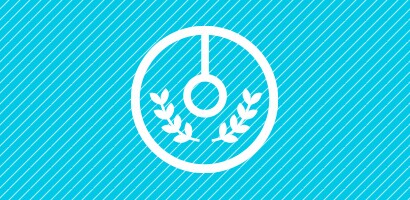 Immagine dell'app del 3M Littmann Learning Institute in bianco su sfondo azzurro.
